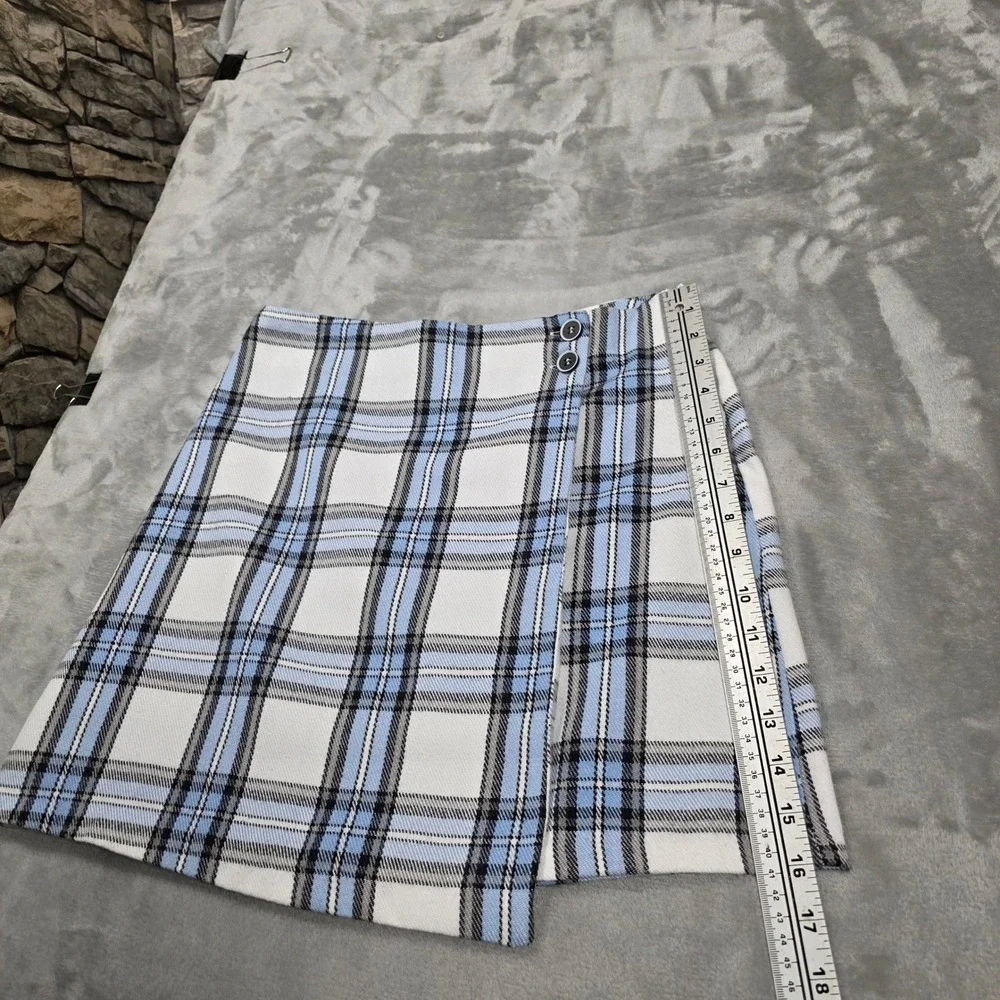 Blue‎ Rain Wrap Mini Skirt Button Detail White Blue Plaid Size S